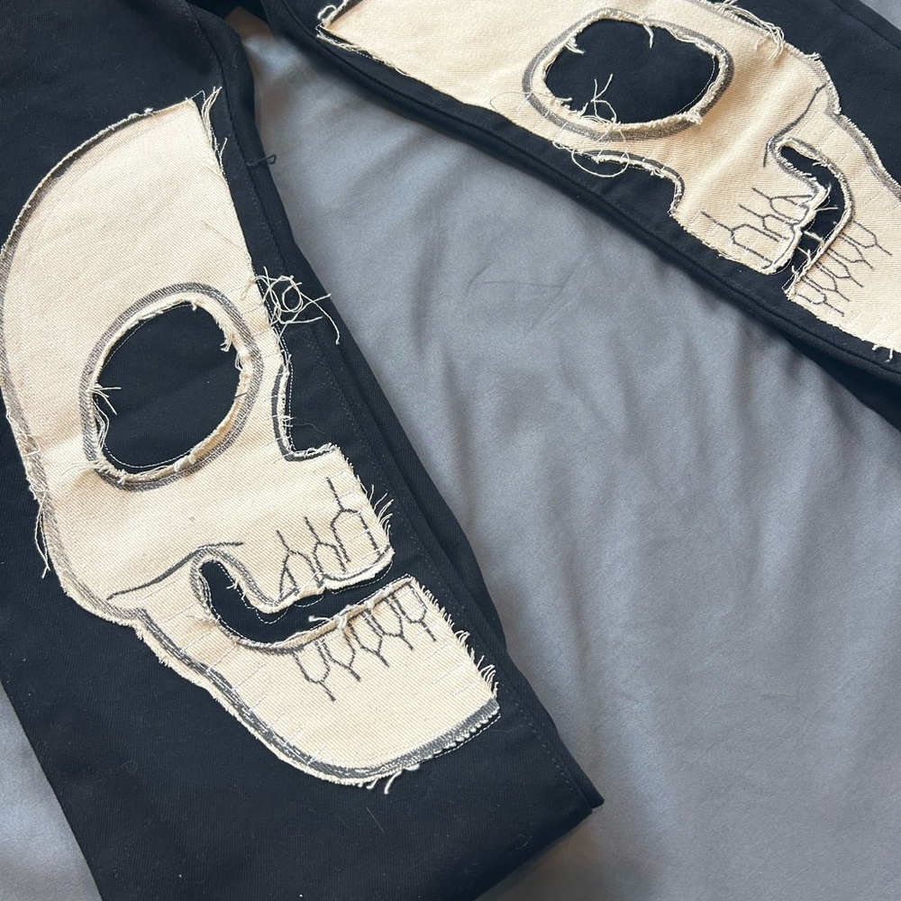 MNML Skull Jeans (LIKE NEW) - Picture 3 of 12
